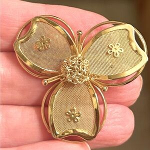 Vintage Mesh Floral Brooch